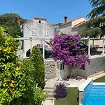 Nada Villa *