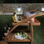 Nada Villa