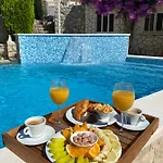 Villa Nada