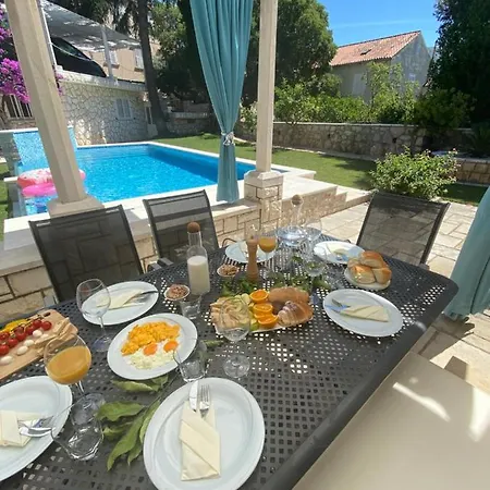 Villa Nada
